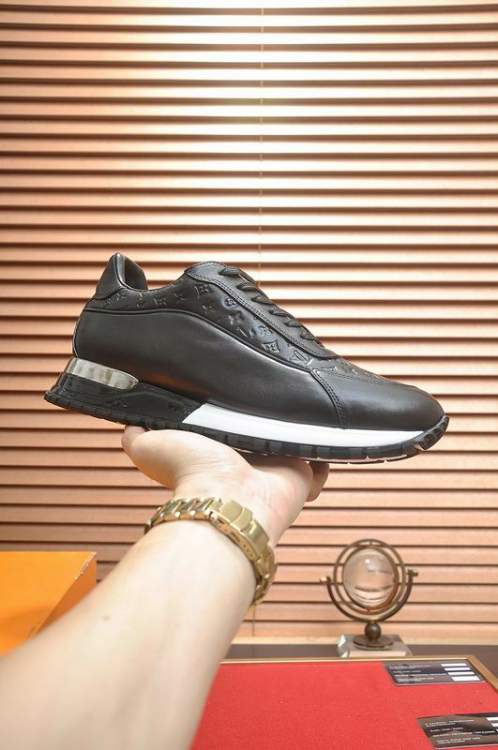 Picture of Louis Vuitton Shoes _SKULVsz38-45hnq014817506